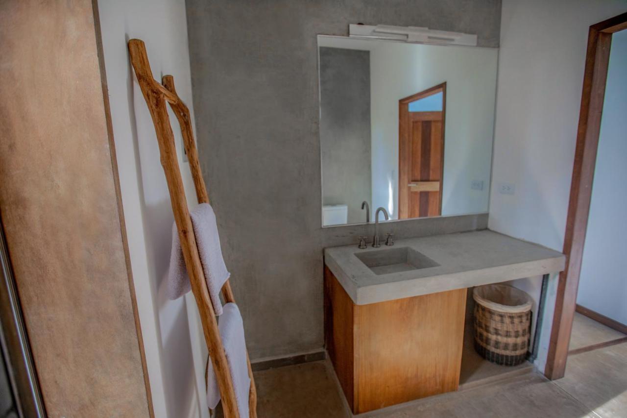 Hotel Enai Puerto Maldonado Buitenkant foto
